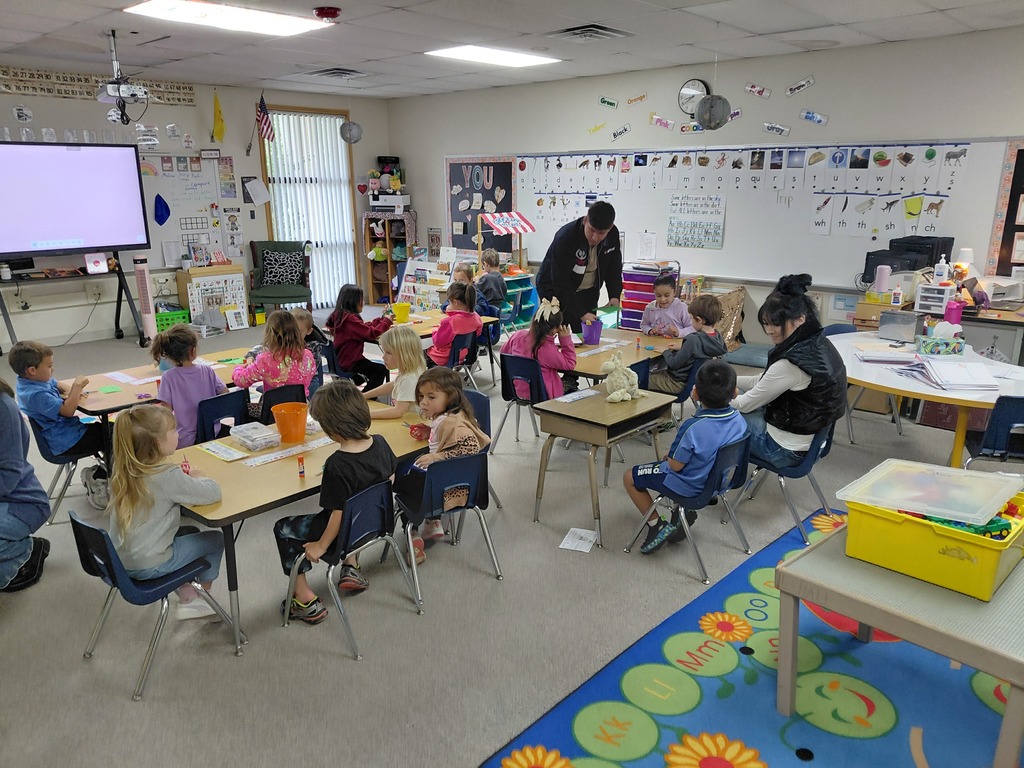 Students from McCoy Avenue Elementary participate in classroom activities alongside students from Aztec High School’s Educators Rising program, who are exploring careers in education and gaining hands-on experience working with young learners.