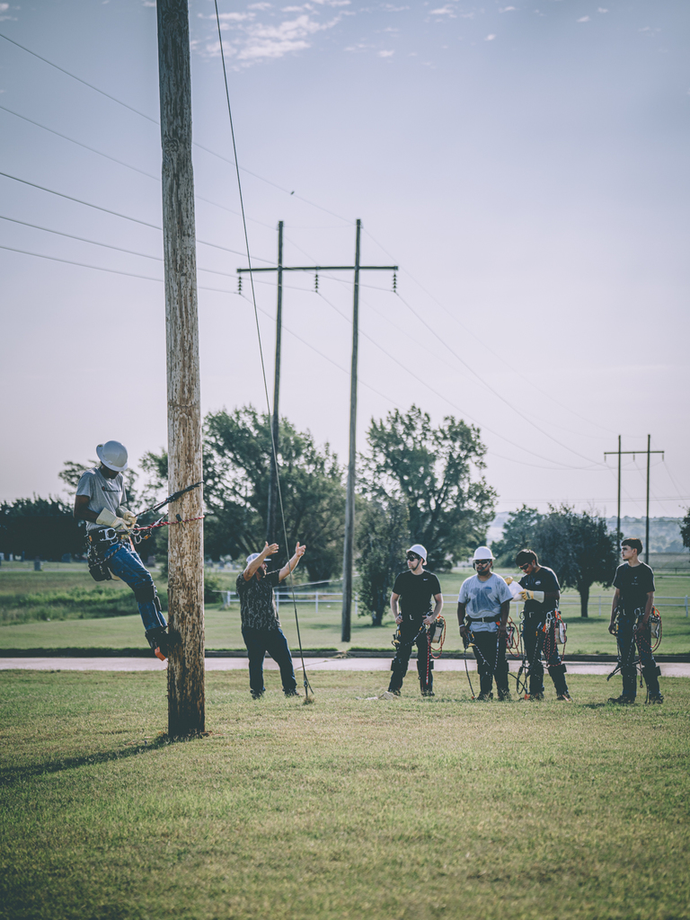 ⚡️ The Fall 2025 CKTC Lineman Training Class started their morning high above the ground, gaining hands-on experience on utility poles. Students practiced essential skills such as climbing, maneuvering, and transferring equipment safely while on the poles. 💪 #CKTC | #LinemanTrainingProgram | #MakingADifference