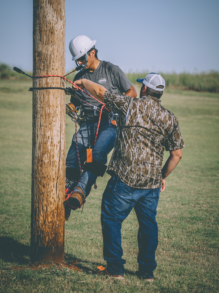 ⚡️ The Fall 2025 CKTC Lineman Training Class started their morning high above the ground, gaining hands-on experience on utility poles. Students practiced essential skills such as climbing, maneuvering, and transferring equipment safely while on the poles. 💪 #CKTC | #LinemanTrainingProgram | #MakingADifference