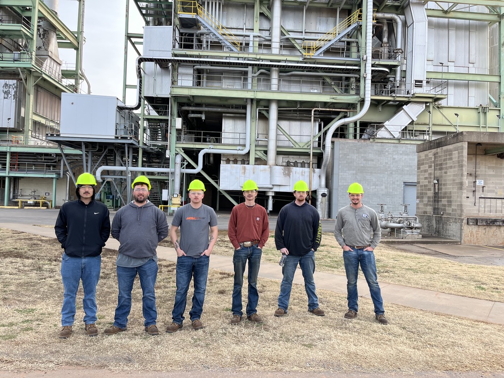 ⚡️ Big thanks to AEP - Public Service Company of Oklahoma! ⚡️ Our Electrical Lineman Training students had an incredible opportunity to tour the Washita Generating Station recently. Getting a behind-the-scenes look at power generation is a vital part of understanding the grid our future linemen will be maintaining. Seeing the scale of the operations at the Washita Plant helps bridge the gap between the classroom and the field. We truly appreciate the PSO team for investing their time in the next generation of Oklahoma’s energy workforce and for their continued support of Caddo Kiowa Technology Center. Opportunities like these keep our students sparked and ready for the career ahead! #CaddoKiowa #CKTC #ElectricalLineman #OklahomaEnergy #PSO #AEPOklahoma #CareerTech #WorkforceDevelopment #LinemanTraining