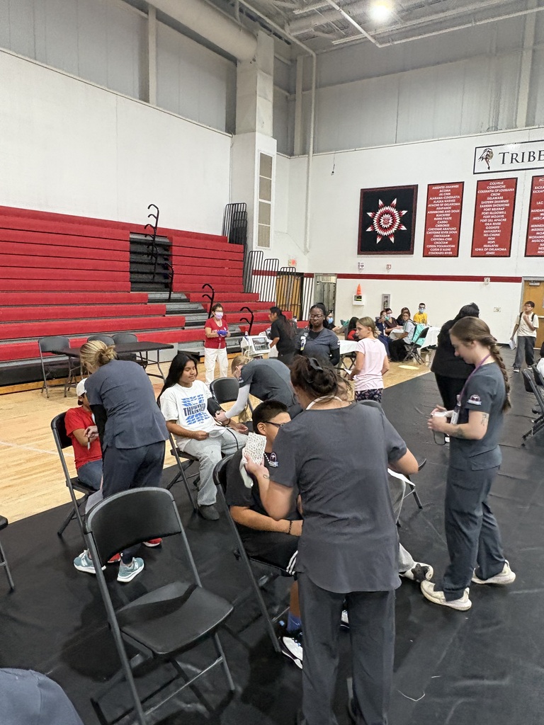 🩺💜 CKTC Practical Nursing students were out in the community today helping with Student Intake Day at Riverside Indian School!  Our students assisted with blood pressure checks, height and weight screenings, and Narcan training for more than 350 students in grades 4–12. 👏  It’s a great opportunity for our Practical Nursing students to gain valuable hands-on experience while making a difference in the community! 💉🩺  #CKTC #OkCareerTech #MakingADifference #PracticalNursing