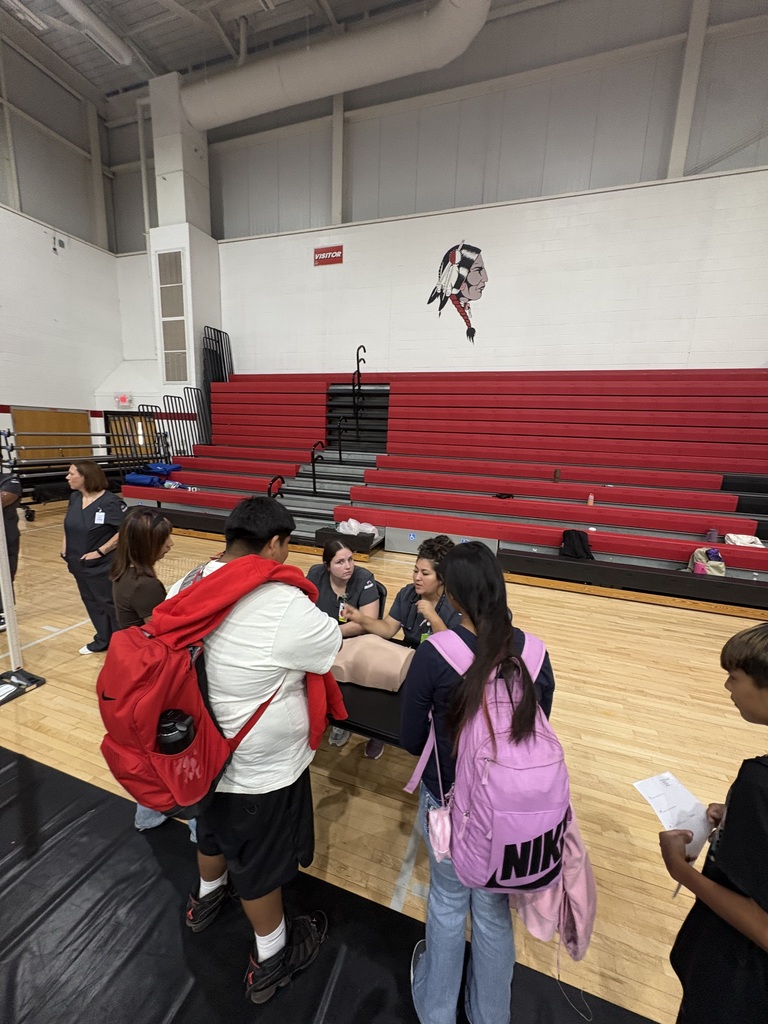 🩺💜 CKTC Practical Nursing students were out in the community today helping with Student Intake Day at Riverside Indian School!  Our students assisted with blood pressure checks, height and weight screenings, and Narcan training for more than 350 students in grades 4–12. 👏  It’s a great opportunity for our Practical Nursing students to gain valuable hands-on experience while making a difference in the community! 💉🩺  #CKTC #OkCareerTech #MakingADifference #PracticalNursing