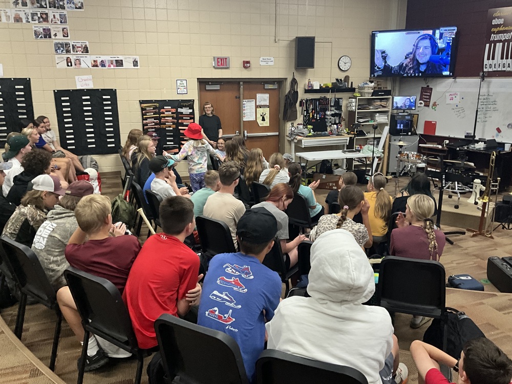 Fergus Falls Middle School 8th Grade Band students meet virtually with composer Scratch Eden to kick off their Composer Collaboration Project.