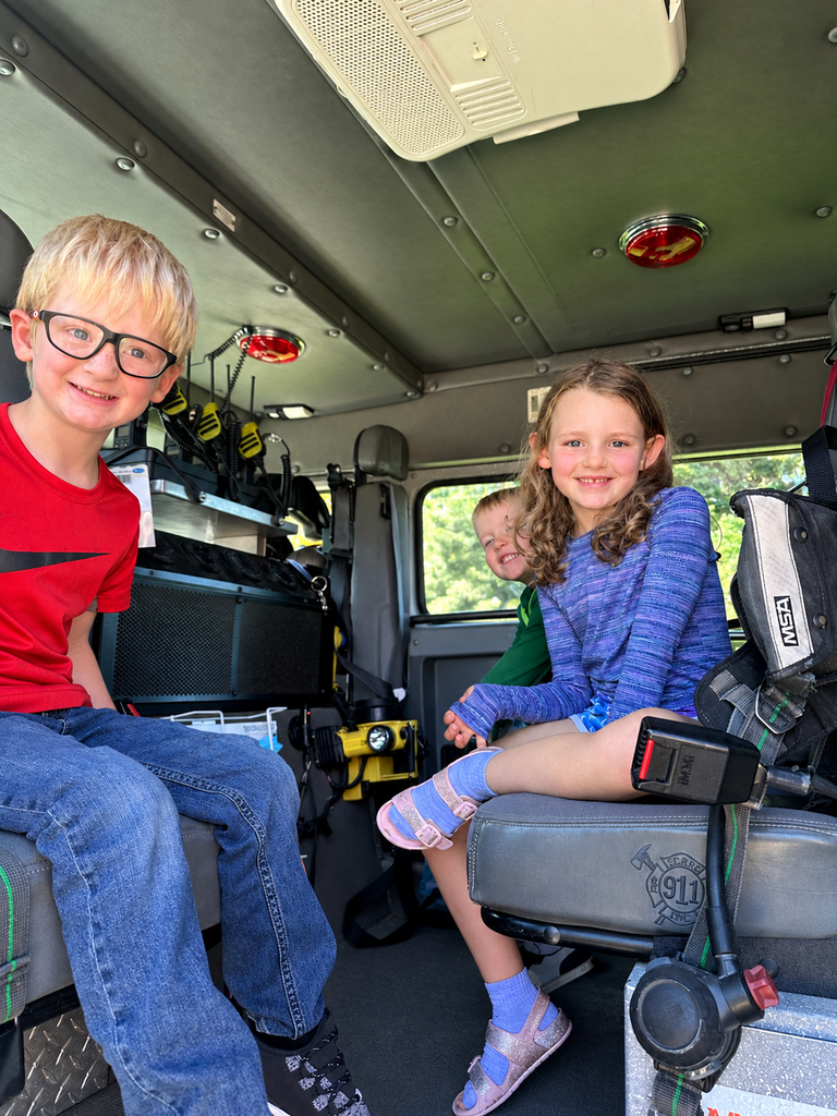 Kindergartners in fire truck