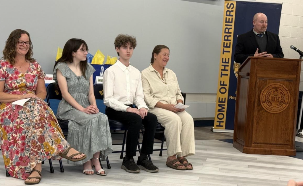 Del Val Honors Awards! 