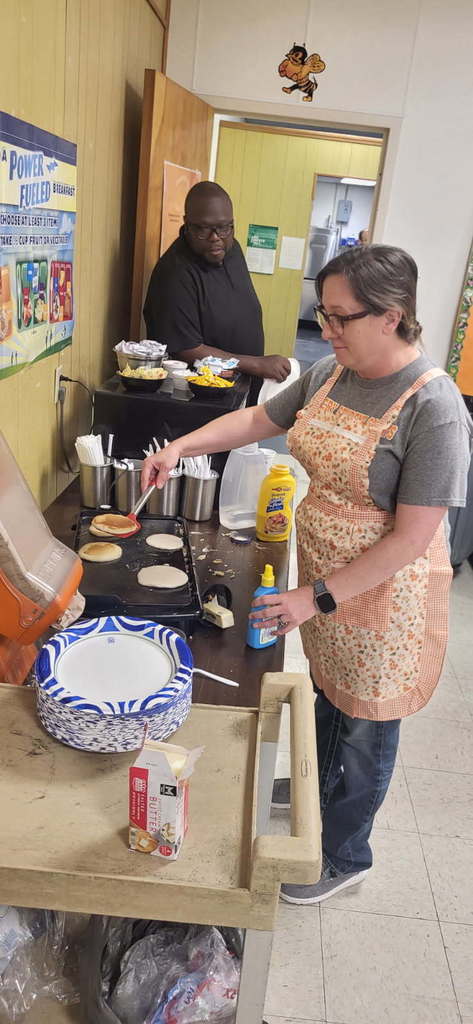 🥞🎉 Goodrich ISD kicked off our Professional Development Day in the best way possible — with delicious pancakes made by our very own principals, Dr. Vaughan and Mrs. Langley! 👏💛🖤  Nothing brings people together like great food, lots of smiles, and amazing leadership! Thank you both for starting our morning with full hearts and full plates as we continue working together to support and empower our students. 🐝✨