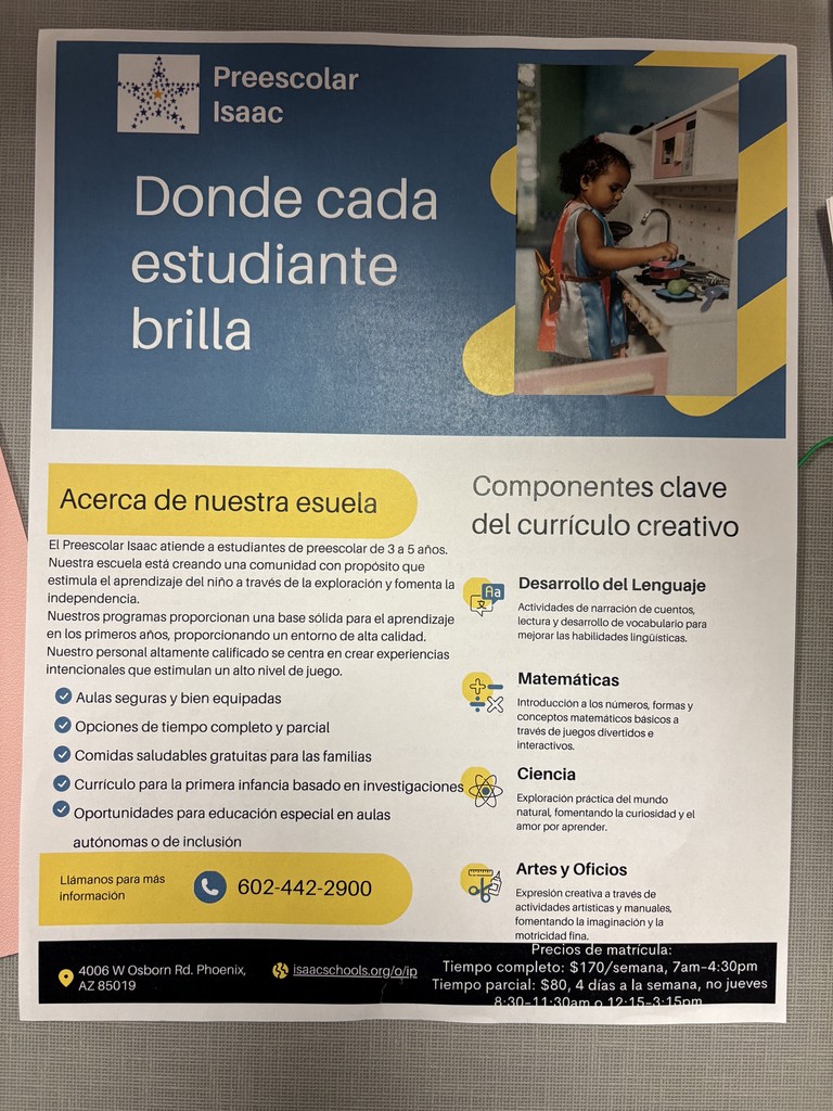 Volante con imagen de una niña jugando con una cocina infantil y texto promocionando un programa preescolar