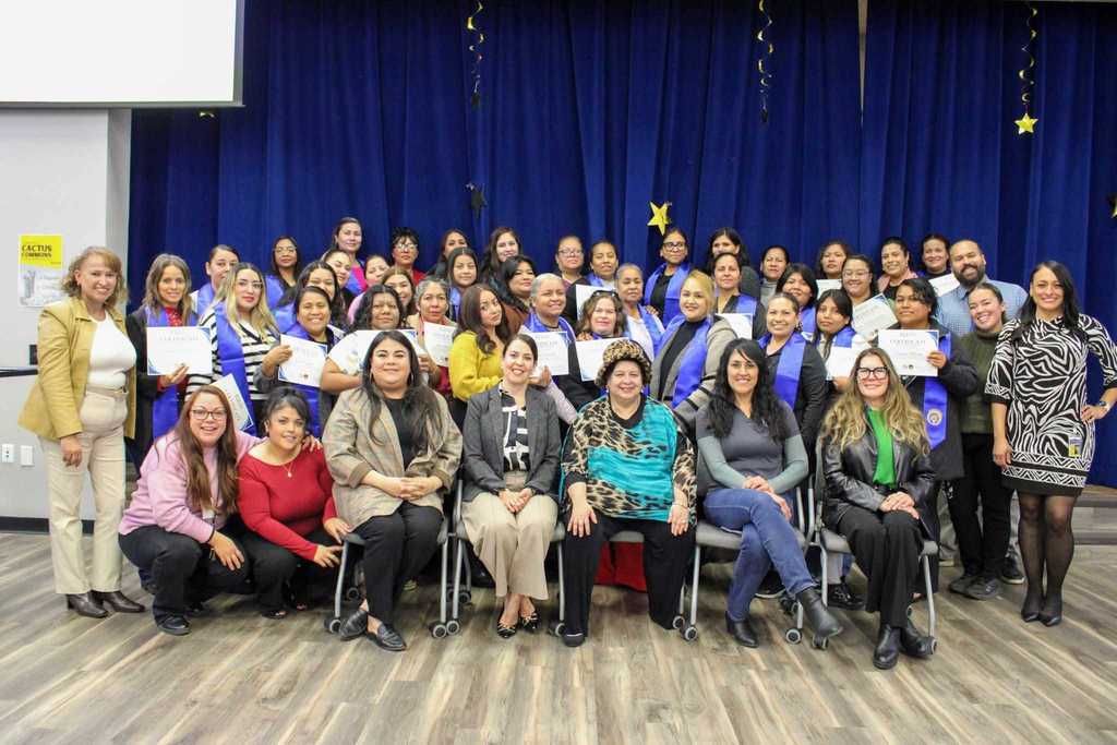 ✨ Isaac Middle School Celebrates Our FLI Families ✨  With great pride, we recognize the families who completed the FLI course, demonstrating perseverance, commitment, and excellent attendance throughout the program. Their dedication and consistency made this experience a motivating and meaningful experience.  This important achievement, completed in collaboration with the Isaac Middle School Parent Coordinator, serves as an inspiring example for their children and strengthens our school community. Congratulations on this great accomplishment and all that you will continue to achieve!