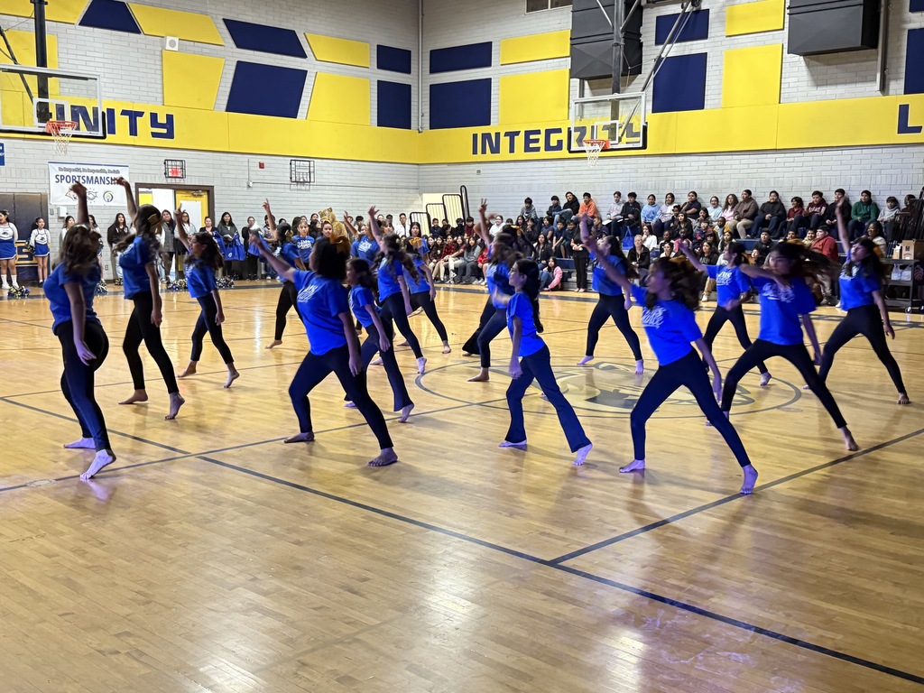 ✨ Welcome to Isaac Middle School ✨  We were excited to welcome our 5th grade students, our future Cougars, to campus for a tour and a warm introduction to Isaac Middle School. It was a wonderful visit filled with enthusiasm, connection, and a great sense of community.  We look forward to seeing them again in the upcoming school year, and we welcome all new students who wish to become part of the Isaac Middle School family. 💙🐾  Thank you to our staff, students, and families who helped make this experience so special!