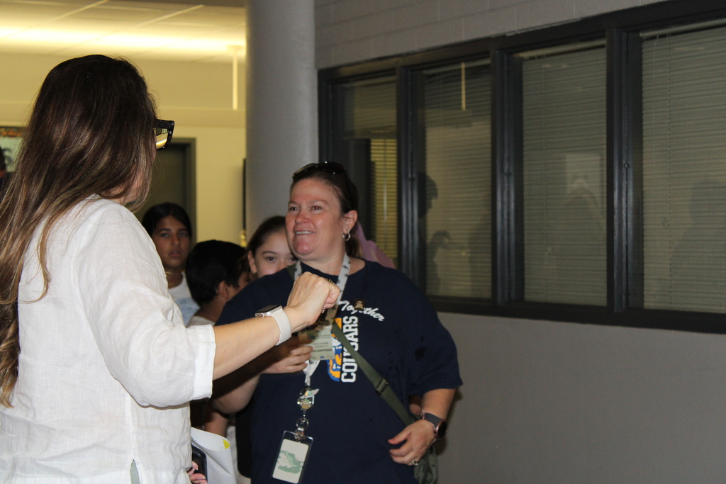 Thank you to everyone who helped make our Back-to-School Health Fair at Isaac Middle School a success!  We are proud to see our community come together to support our families with school supplies, health services, community resources, and so much more. 💙  A special thank you to all of our community partners, volunteers, staff, and families for helping our students start the new school year healthy, prepared, and ready to learn.  📺 Be sure to check out the news coverage highlighting this amazing community event!