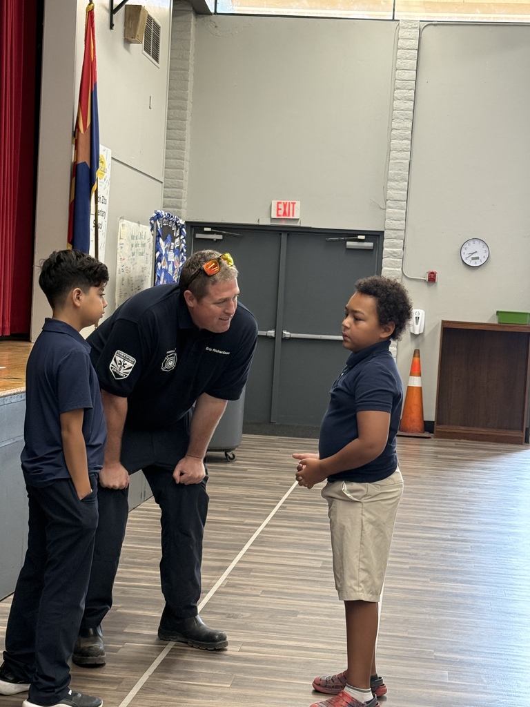 Phoenix Fire Department teaching students about water safety