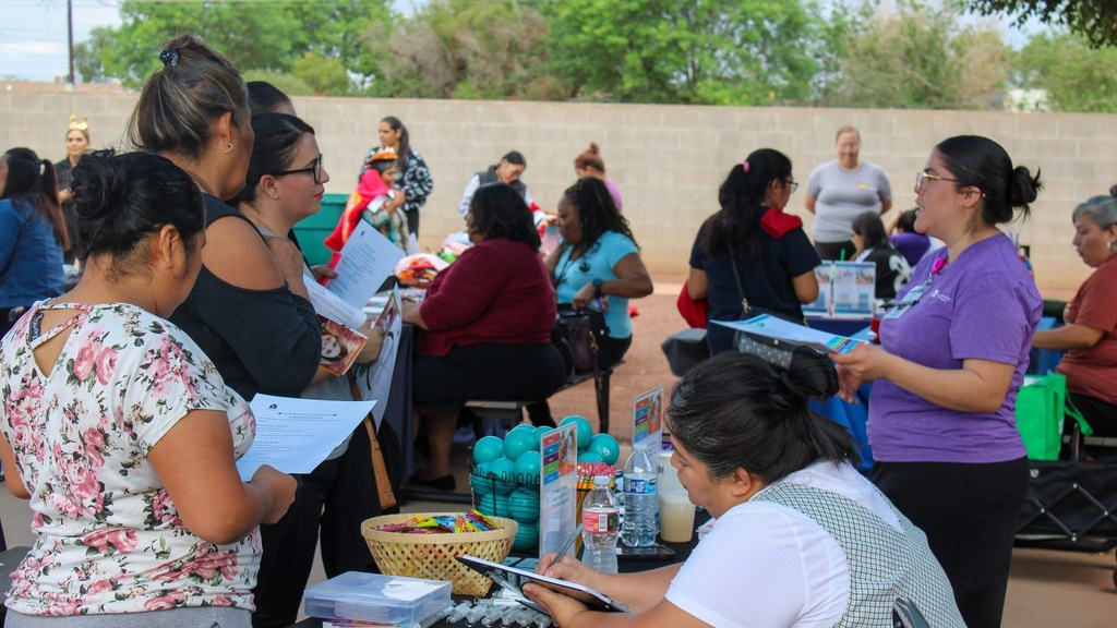 💛 Thank you for joining us for Community Resource Day at La Casita Azul! We enjoyed a yoga session and an adorable dog costume parade, with free costumes provided by AAWL. 🧘‍♀️🐶🎃 Everyone looked spectacular, and every pup was a winner!  Join us for our monthly resource days. Thank you for helping us build a stronger community with IMS! 🐾