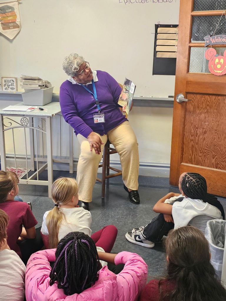 Doc reading to VES students
