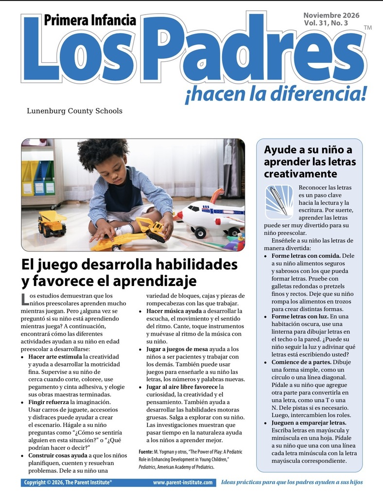 Page from a newsletter shows image of child playing with toy trucks, and text in Spanish.