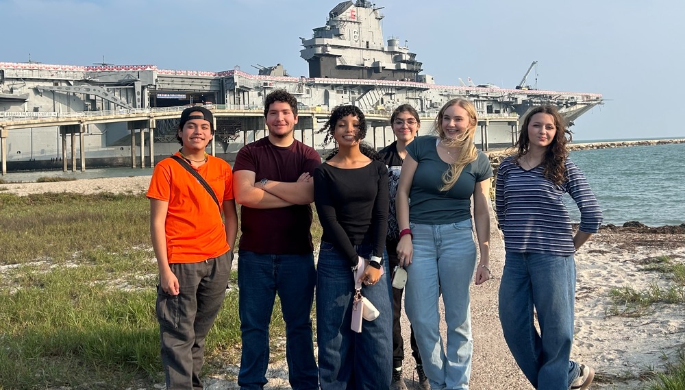 Members of Lytle HS Band