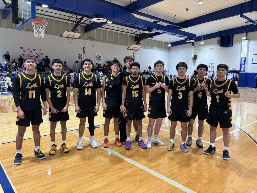 Pirates defeat Natalia