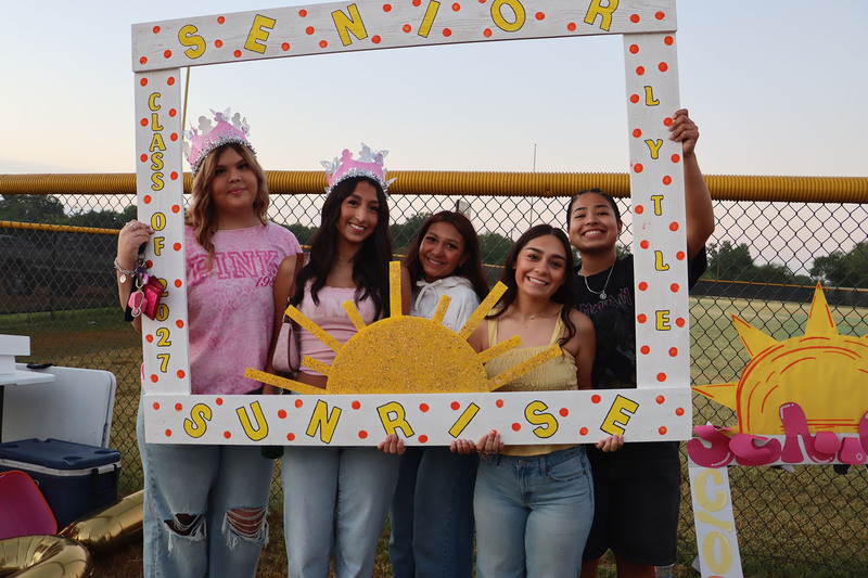Seniors at Senior Sunrise