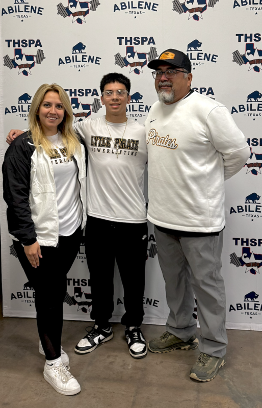 Jaden Araujo with Coaches