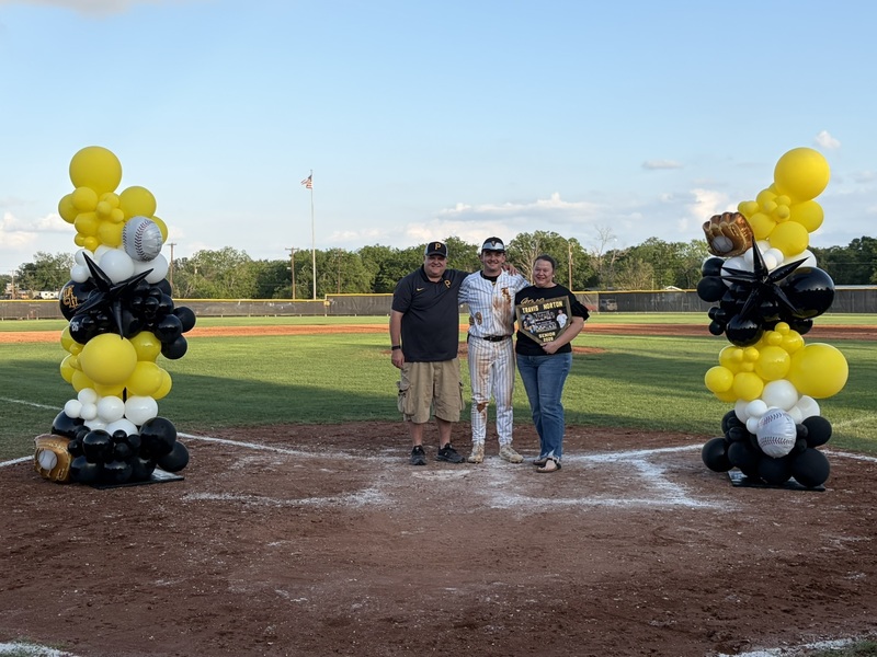 Travis Norton and family