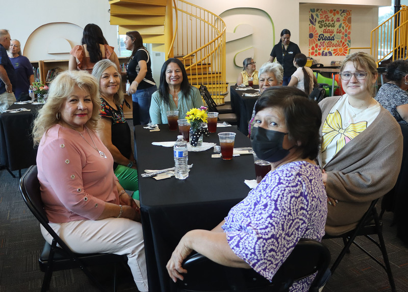 Substitute teachers at recognition dinner