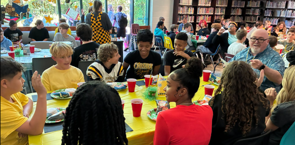 Chesnee Middle Students Enjoy Book Club