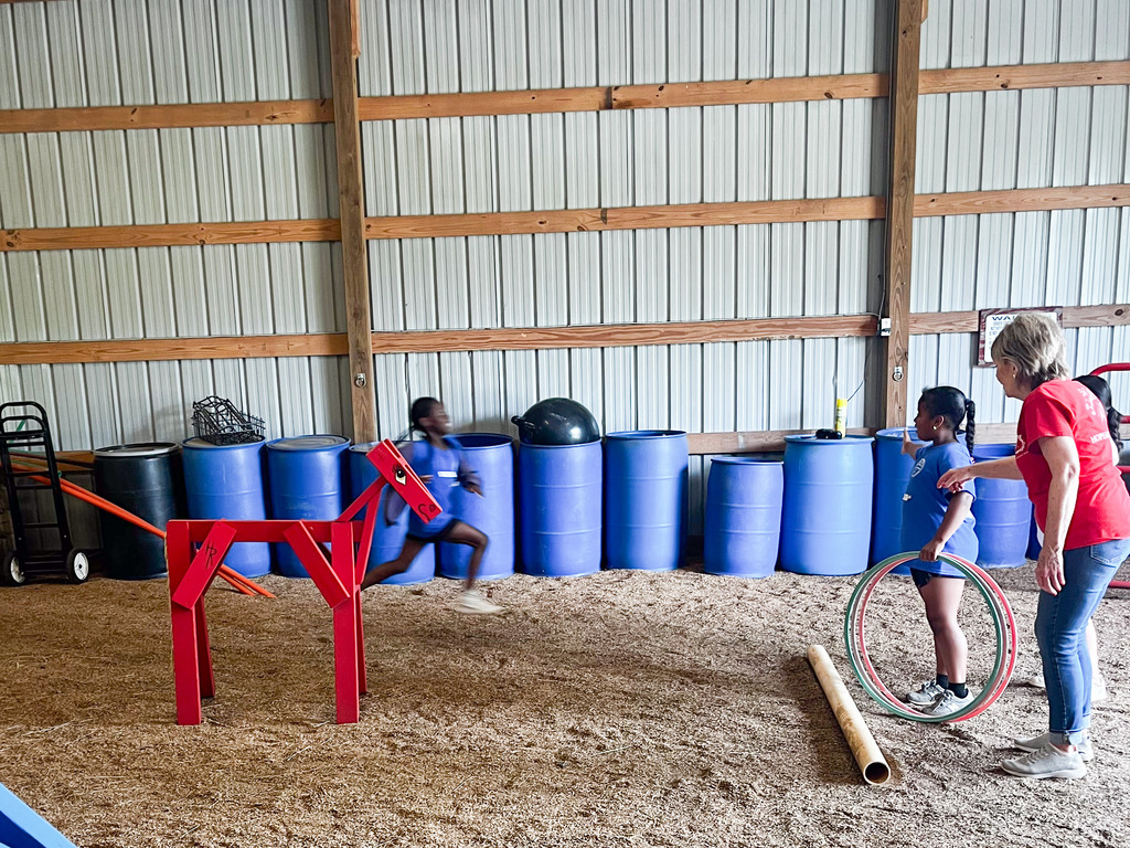 SLA Students Visit Hope Remains Youth Ranch