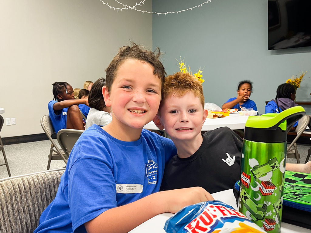SLA Students Visit Hope Remains Youth Ranch