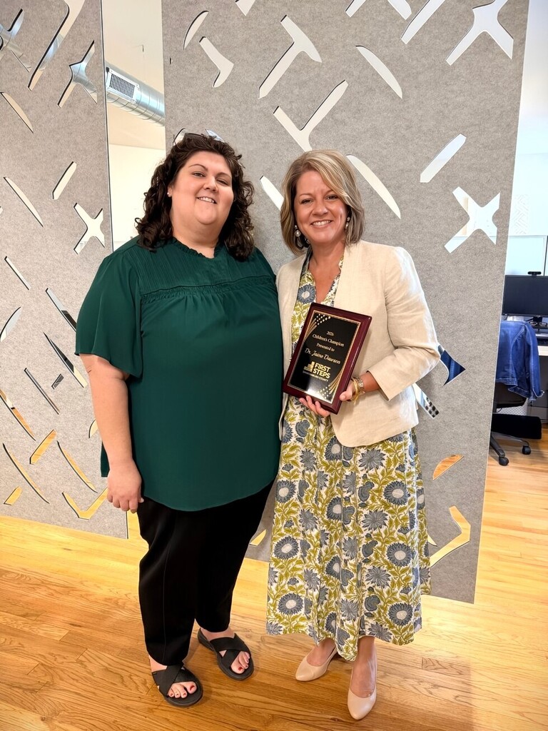 Dr. Jaime Dawson receives the Children's Champion Award