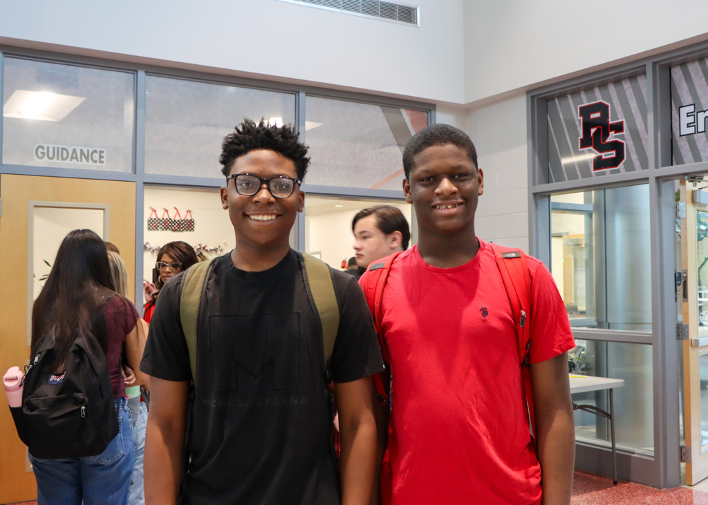 We hope our students and families felt the Love as they arrived for the first day of school! #D2isFamily