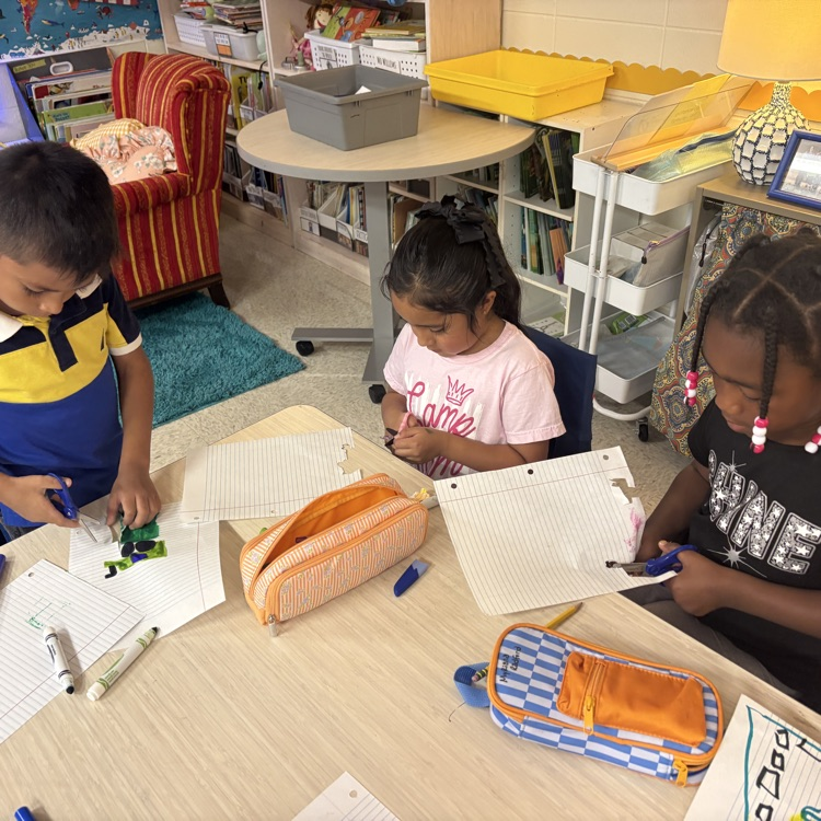 kids creating maps