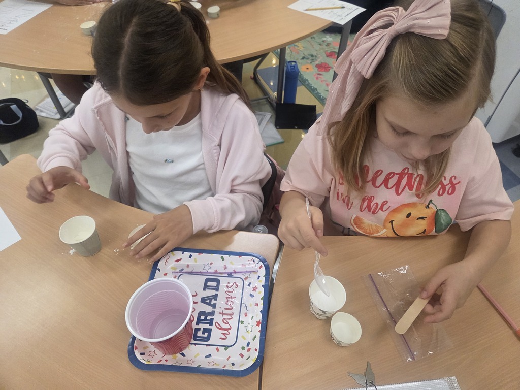 5th graders do an experiment! 