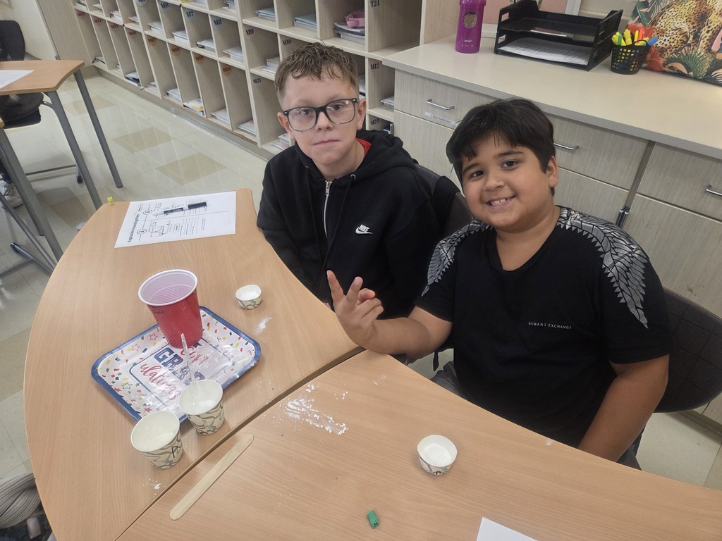 5th graders do an experiment! 