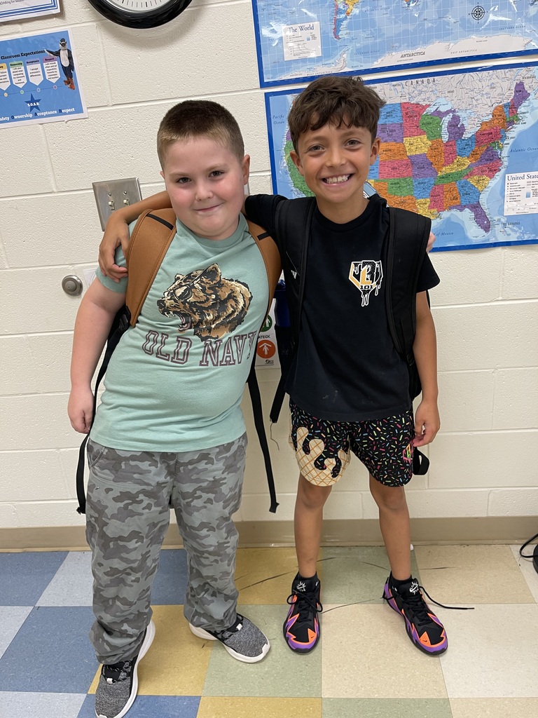 Fourth grade besties! 