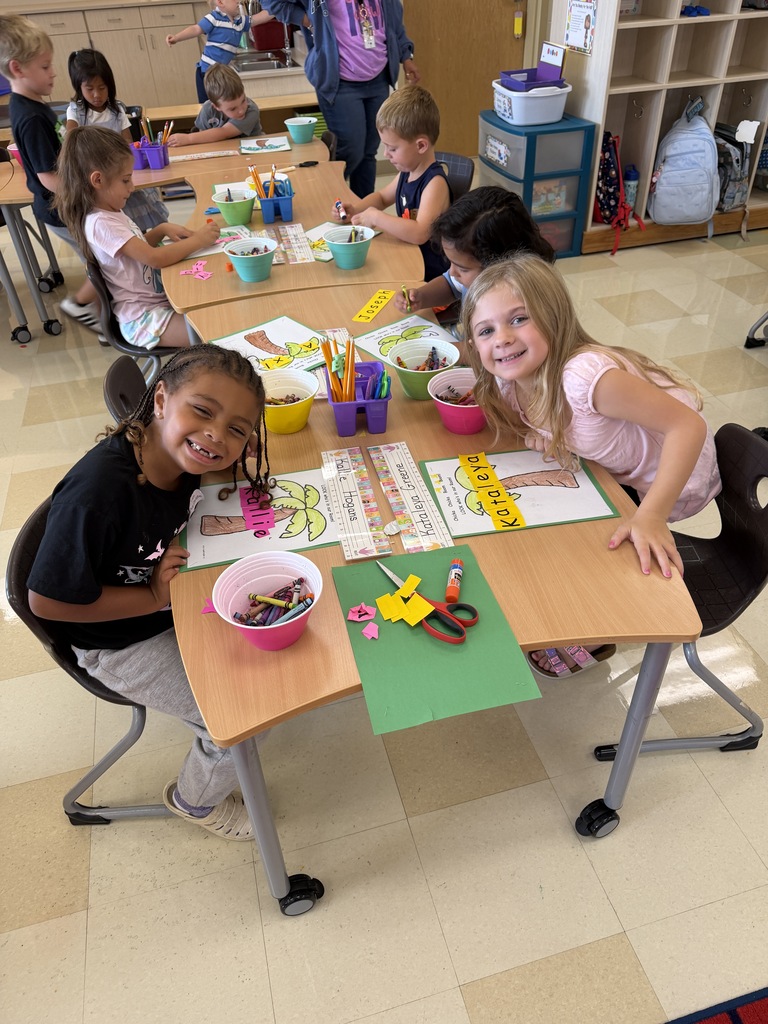 Kindergarten students have fun! 