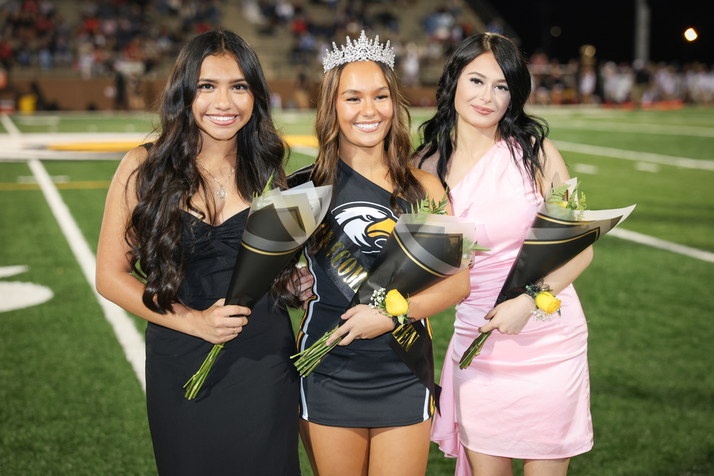 Lilyan Brown is the 2026 Chesnee High School Homecoming Queen