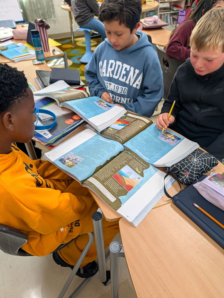 Fifth grade works to find central idea of text! 