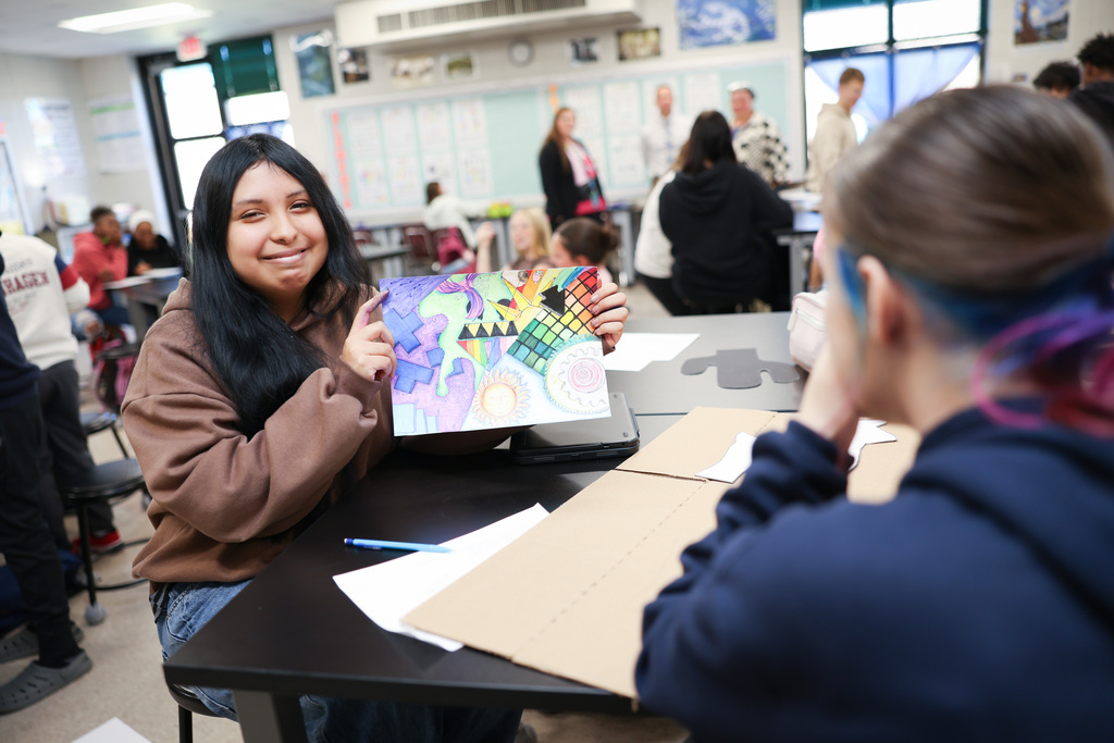 Lizbeth Lara-Martinez is our D2 Fine Arts Student of the Week
