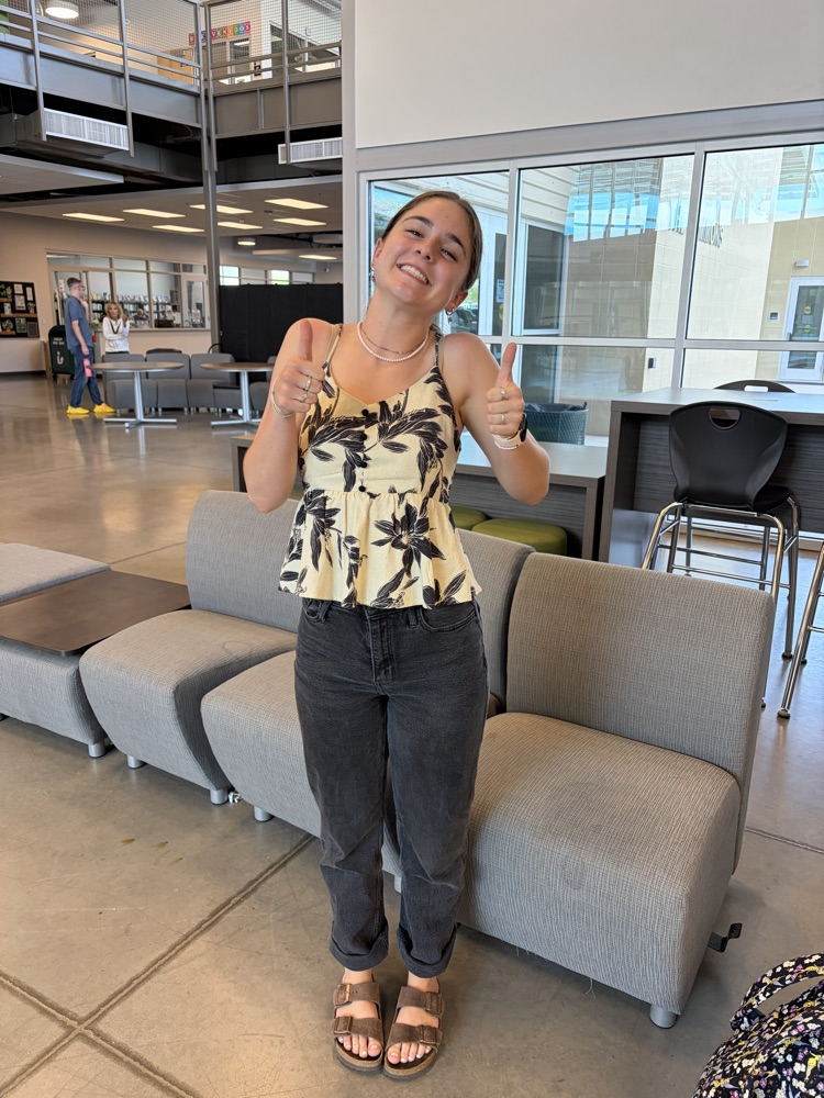 Senior Rylee Grau wanted to incorporate her favorite jeans. She admitted that jeans were a rough choice with the heat.