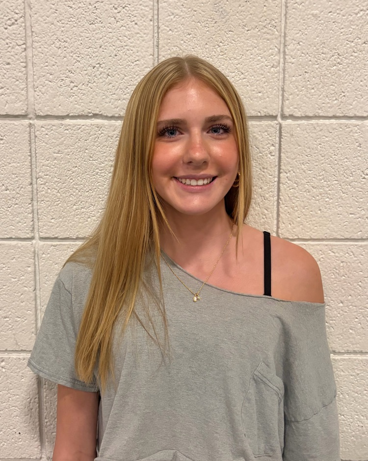 Melanie Lippold says she likes being an upperclassmen because she feels like she have more freedom, a better network, and a better understanding of the ins and outs of TVHS.