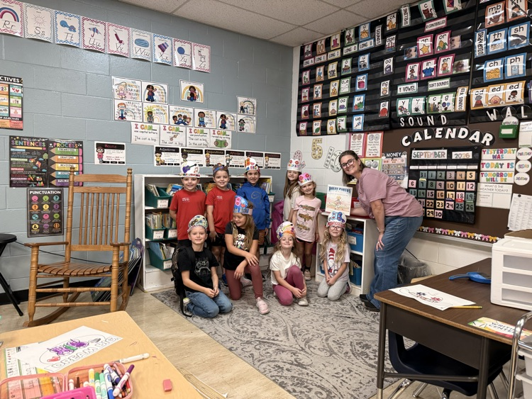 Mrs Kirchner First Grade Class on Dolly Day!