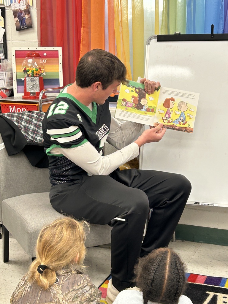 Dixie high athletes reading to CTE students