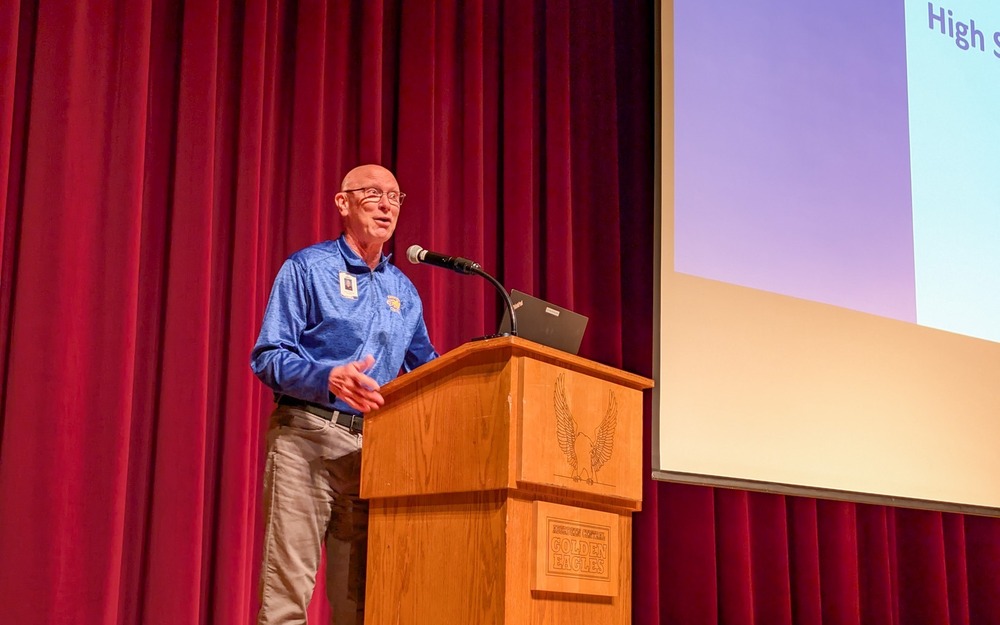 Dr. Uttermark accepting his award at CHS