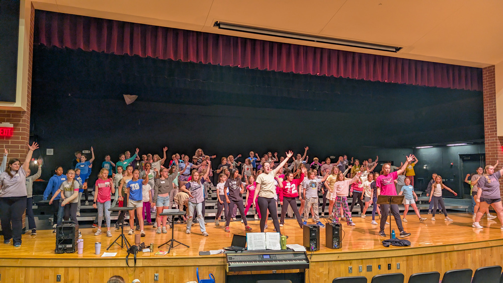Students rehearsing at CHS Show Choir Camp
