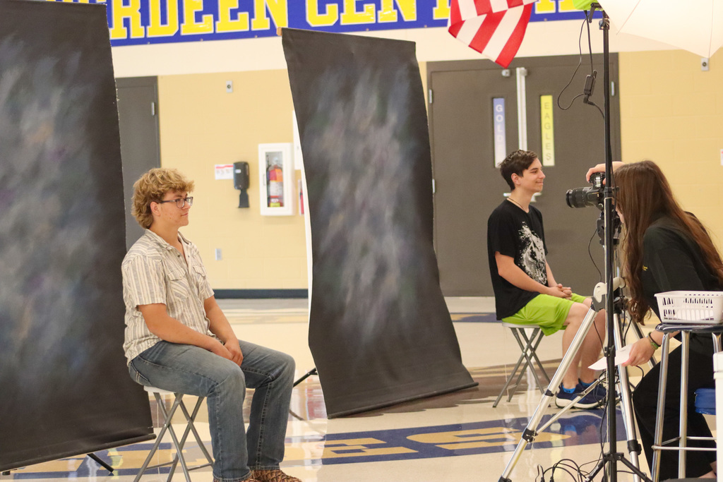 CHS student getting a photo taken at Back to School Days