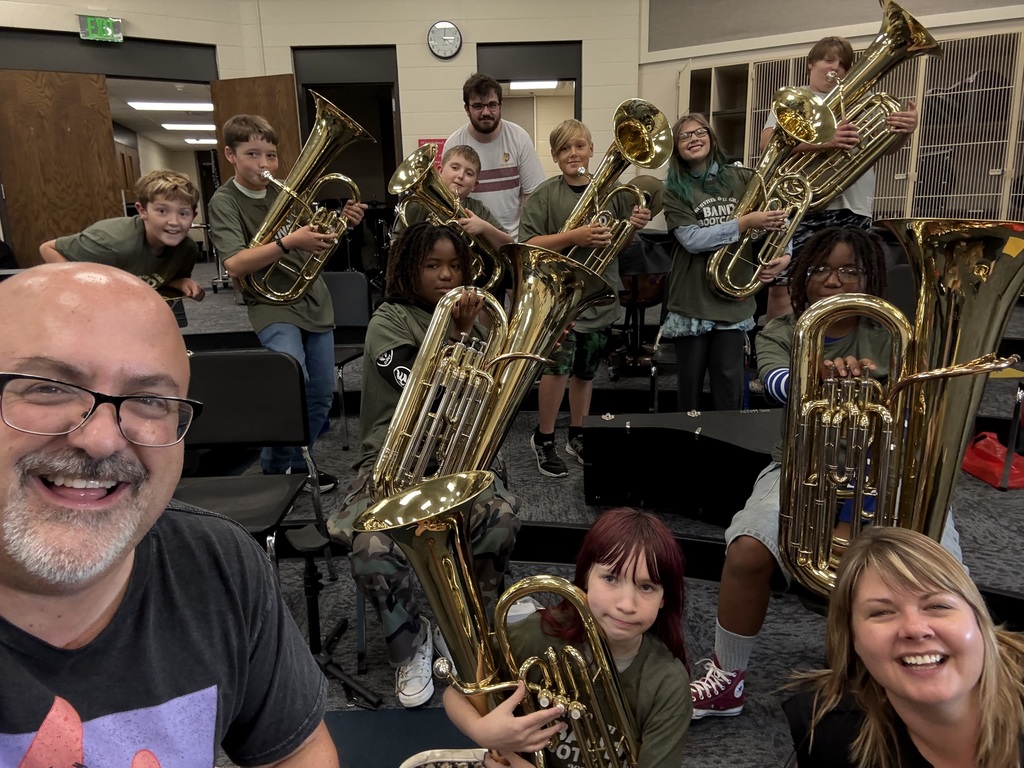 Middle School students and instructors at band bootcamp