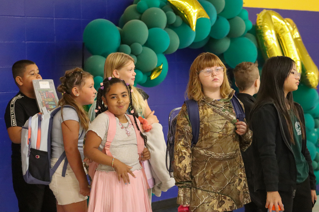 Simmons Elementary students on the first day