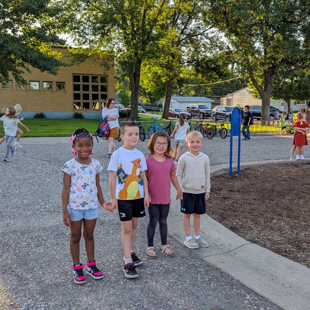 Simmons students at recess