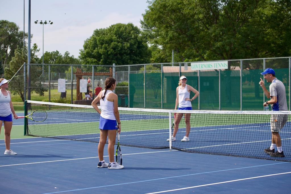 CHS tennis