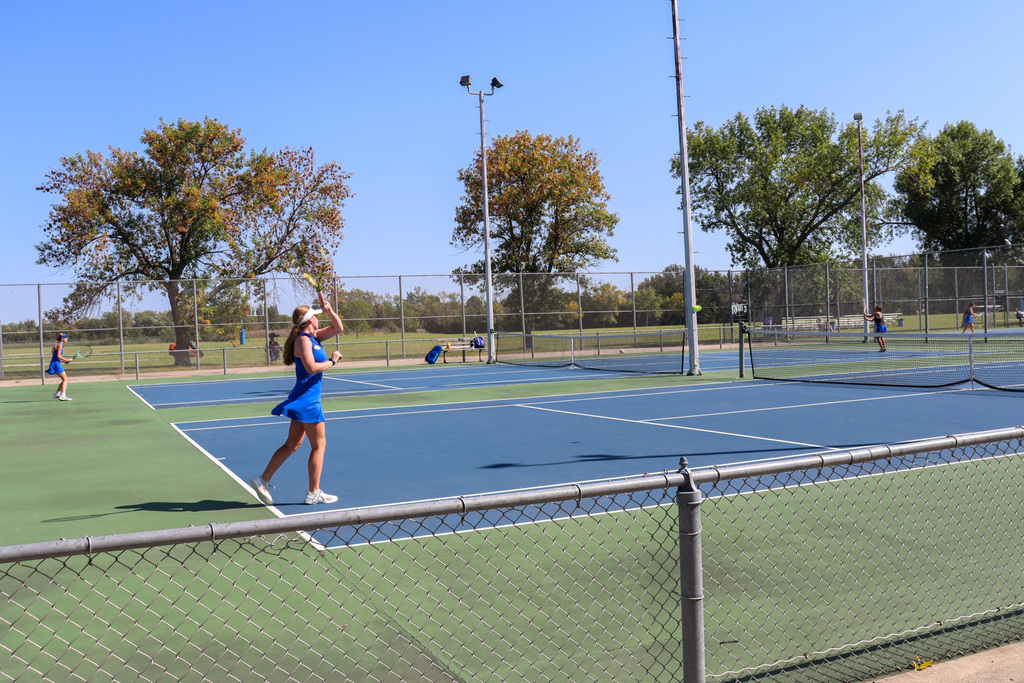 CHS tennis players
