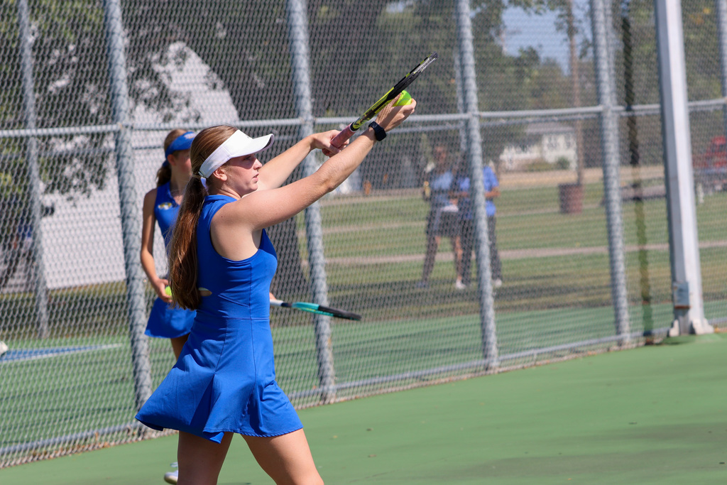 CHS tennis players